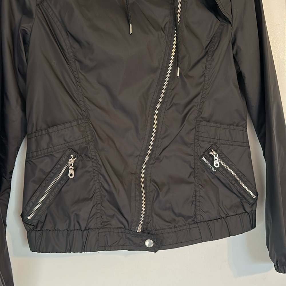 Members Only Jacket - Picture 2 of 7